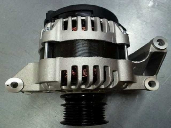 alternatör delphi 100A  opel 13579674