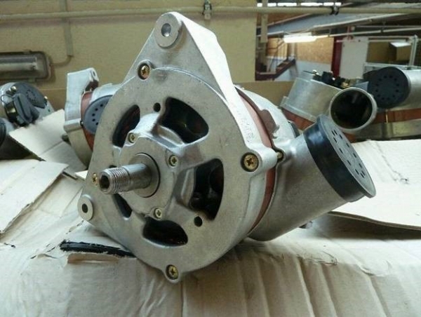 alternatör bosch 115A bmw  0120468007